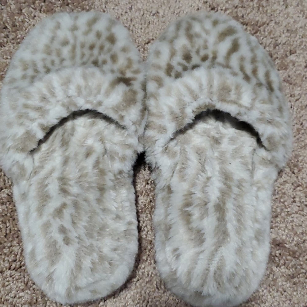 Leopard house shoes - Picture 2 of 5